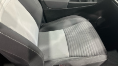 Toyota Yaris 1.5 VVT-i Icon Tech 5dr CVT Petrol Hatchback